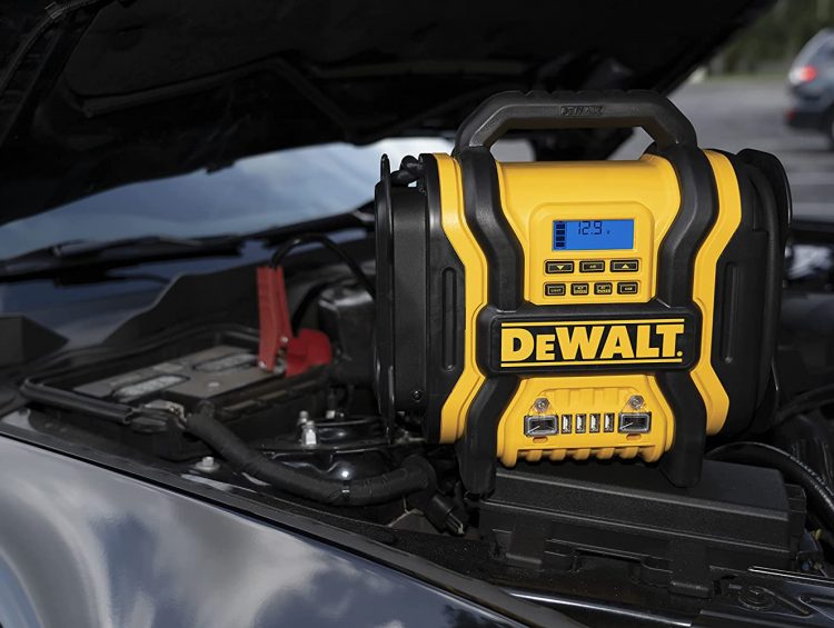 DeWalt Dxaeps14 1600 Peak Amp Jump Starter and Power Station Review